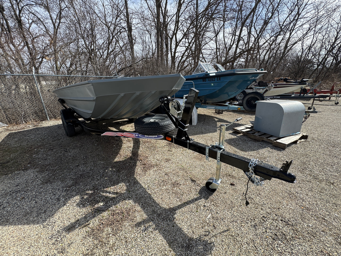 Southfork MV1656 Mod V on an Mid America JB6016HD/14 Trailer