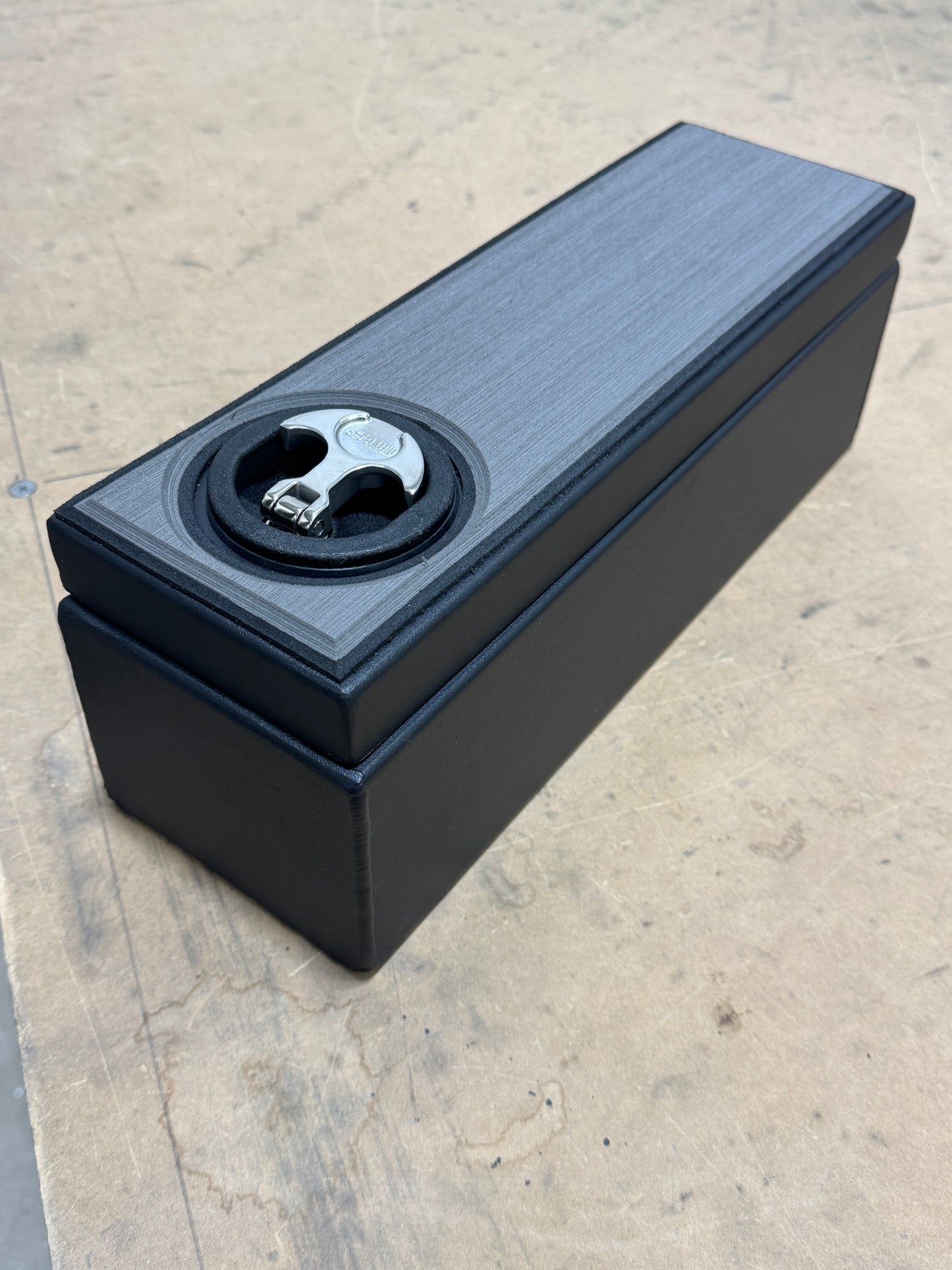 CENTER STORAGE CONSOLE BOX WITH DRY HATCH