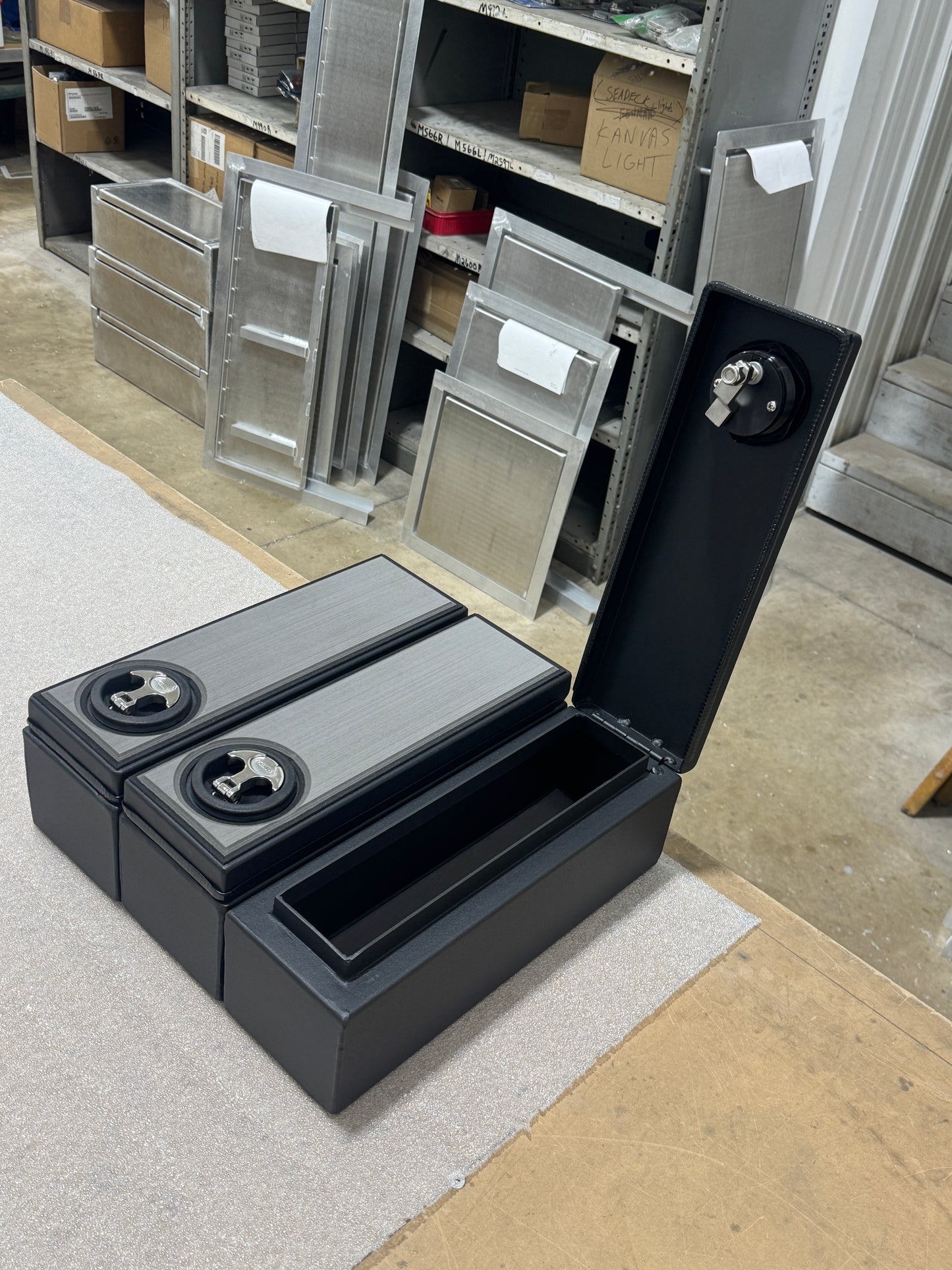 CENTER STORAGE CONSOLE BOX WITH DRY HATCH