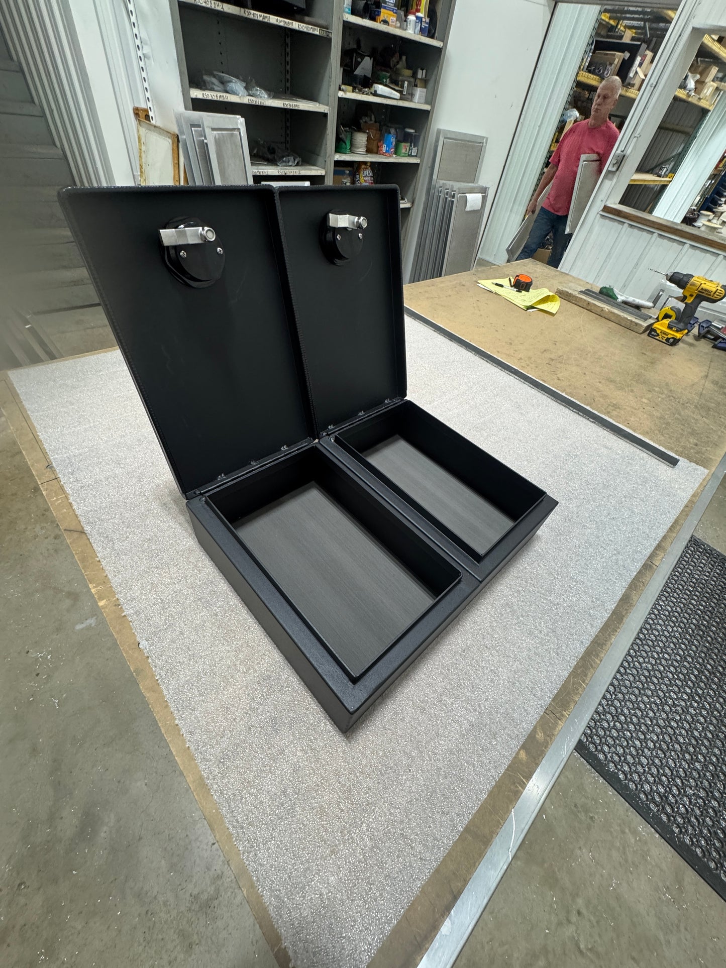 CENTER STORAGE CONSOLE BOX WITH DRY HATCH