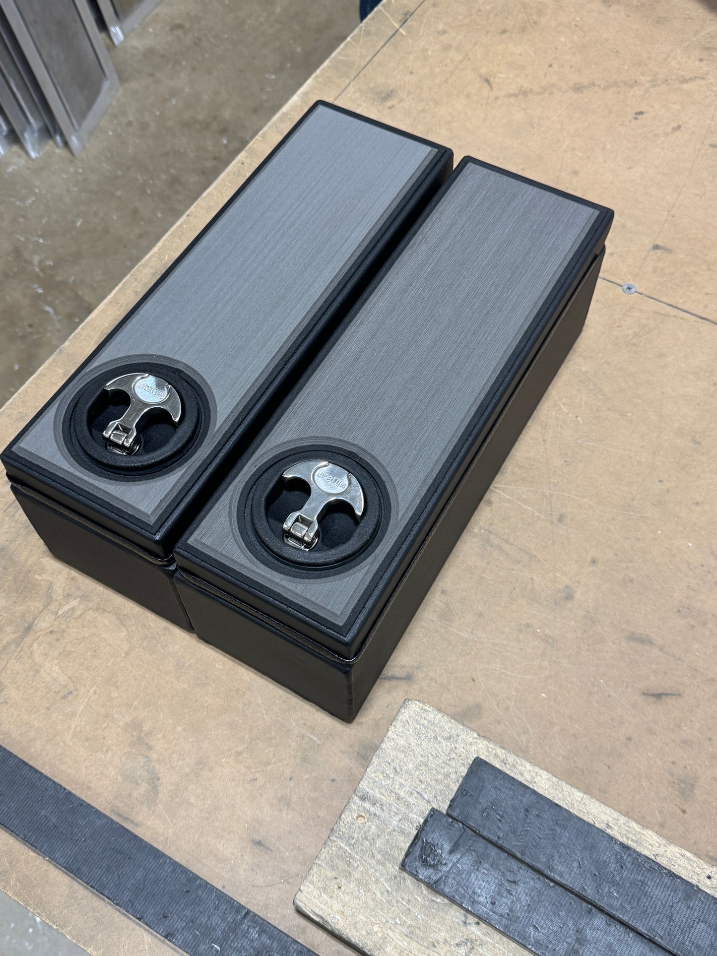 CENTER STORAGE CONSOLE BOX WITH DRY HATCH